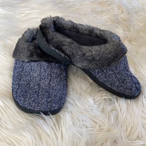 Isotoner blue grey metallic knit crochet soft black furry slippers house shoes